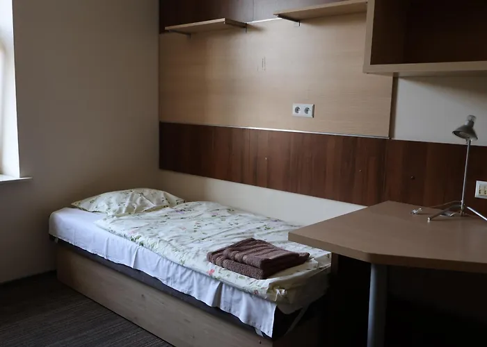 Dom Studencki Akademia Muzyczna 旅馆 *